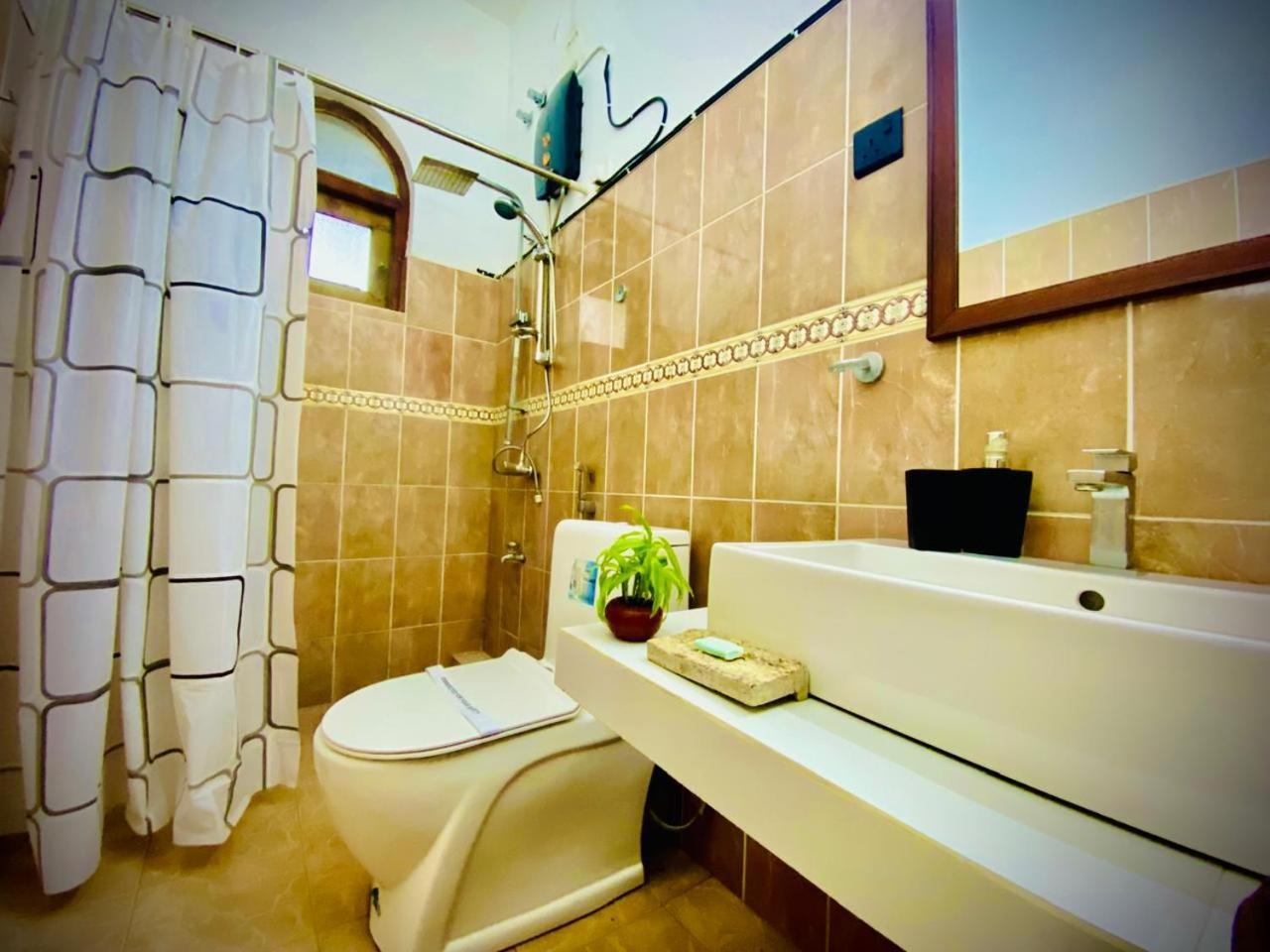 Kingcity Resort Anurâdhapura Extérieur photo